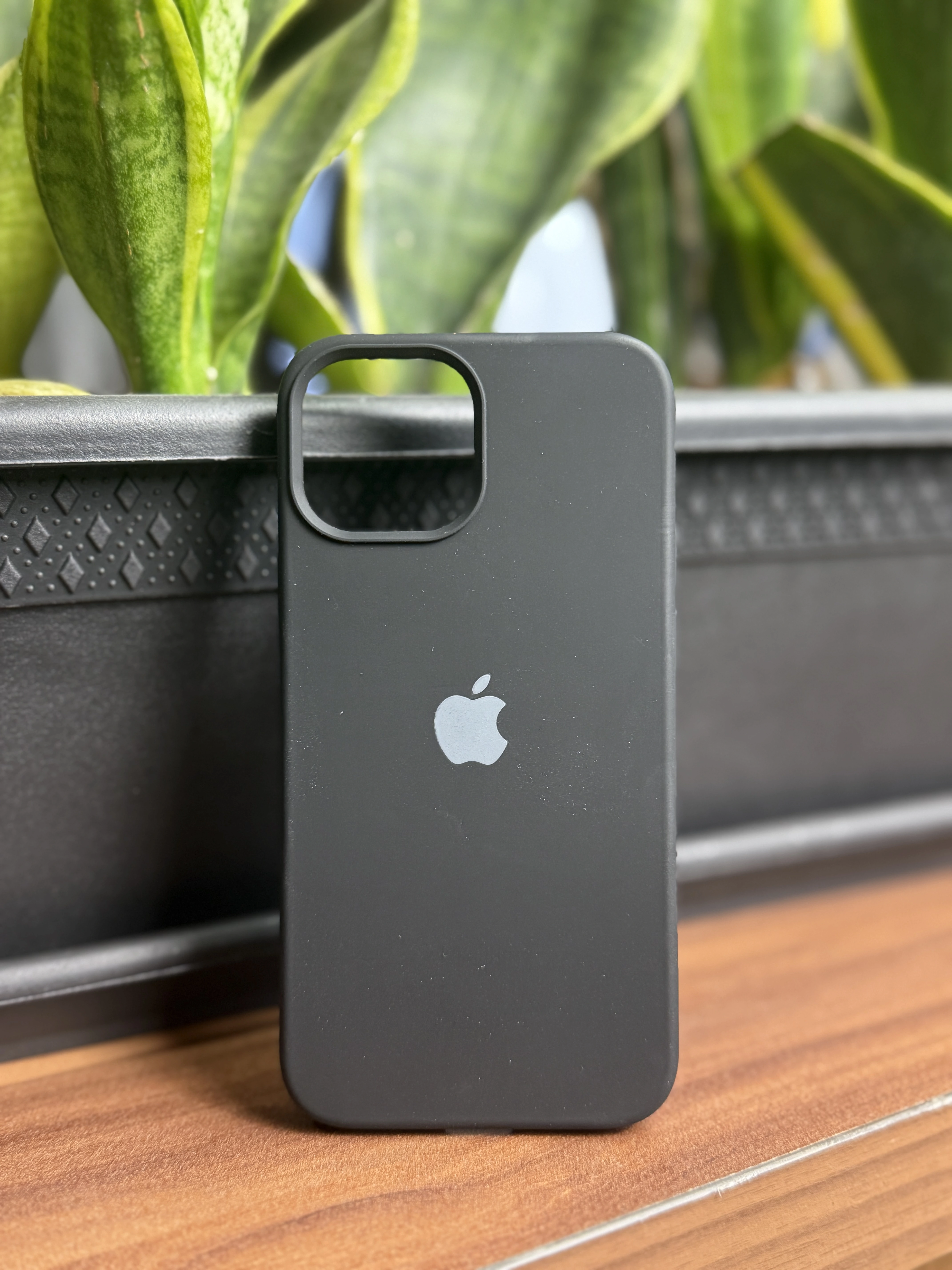 قاب سیلیکونی اورجینال زیر بسته مناسب برای گوشی iphone 12/12 Pro
